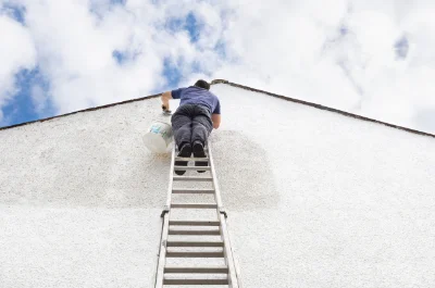 Peinture extérieure au Vézier — façades et ravalement